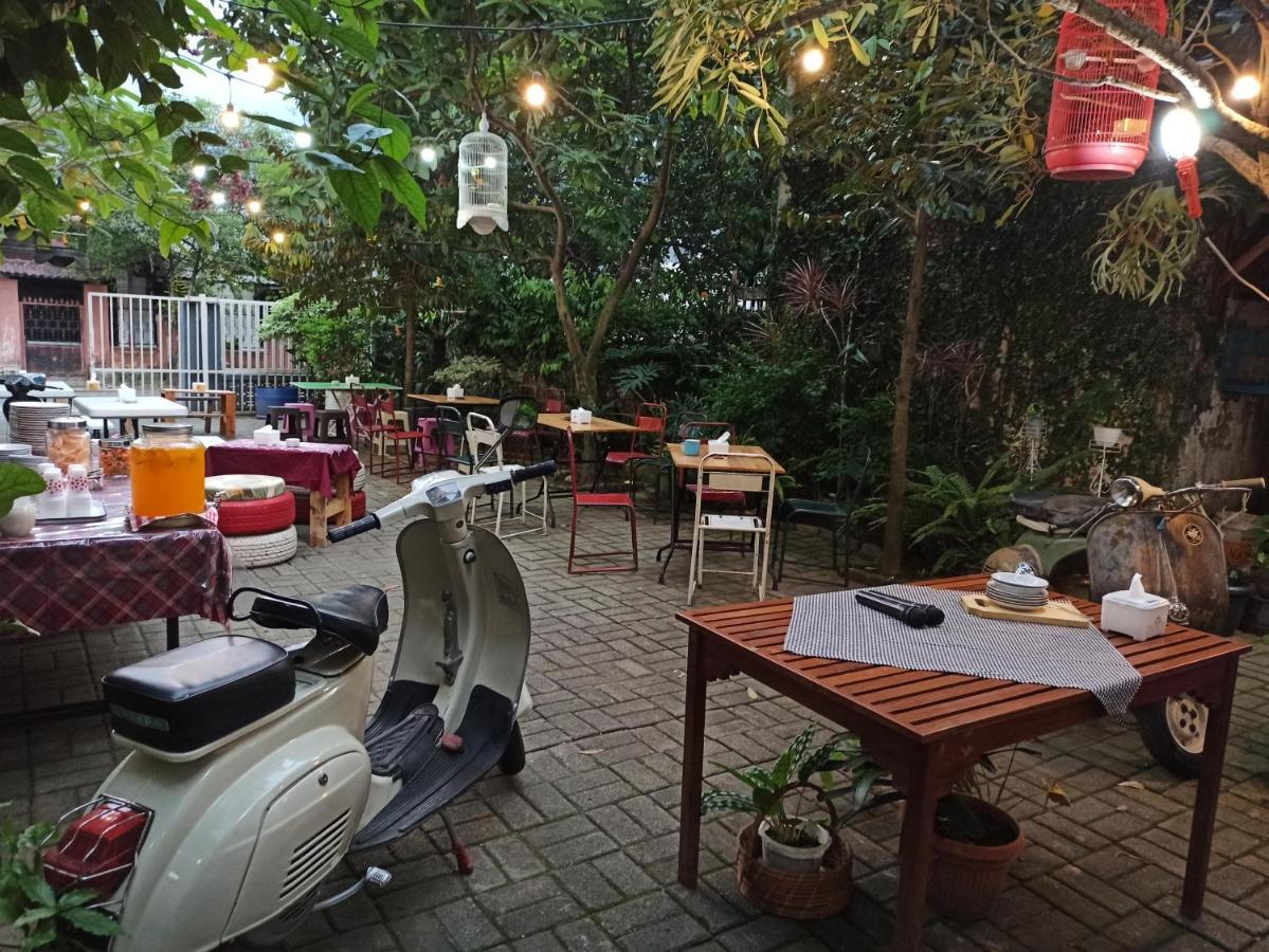 Roemah 28 Syariah Hotel Medan Kültér fotó