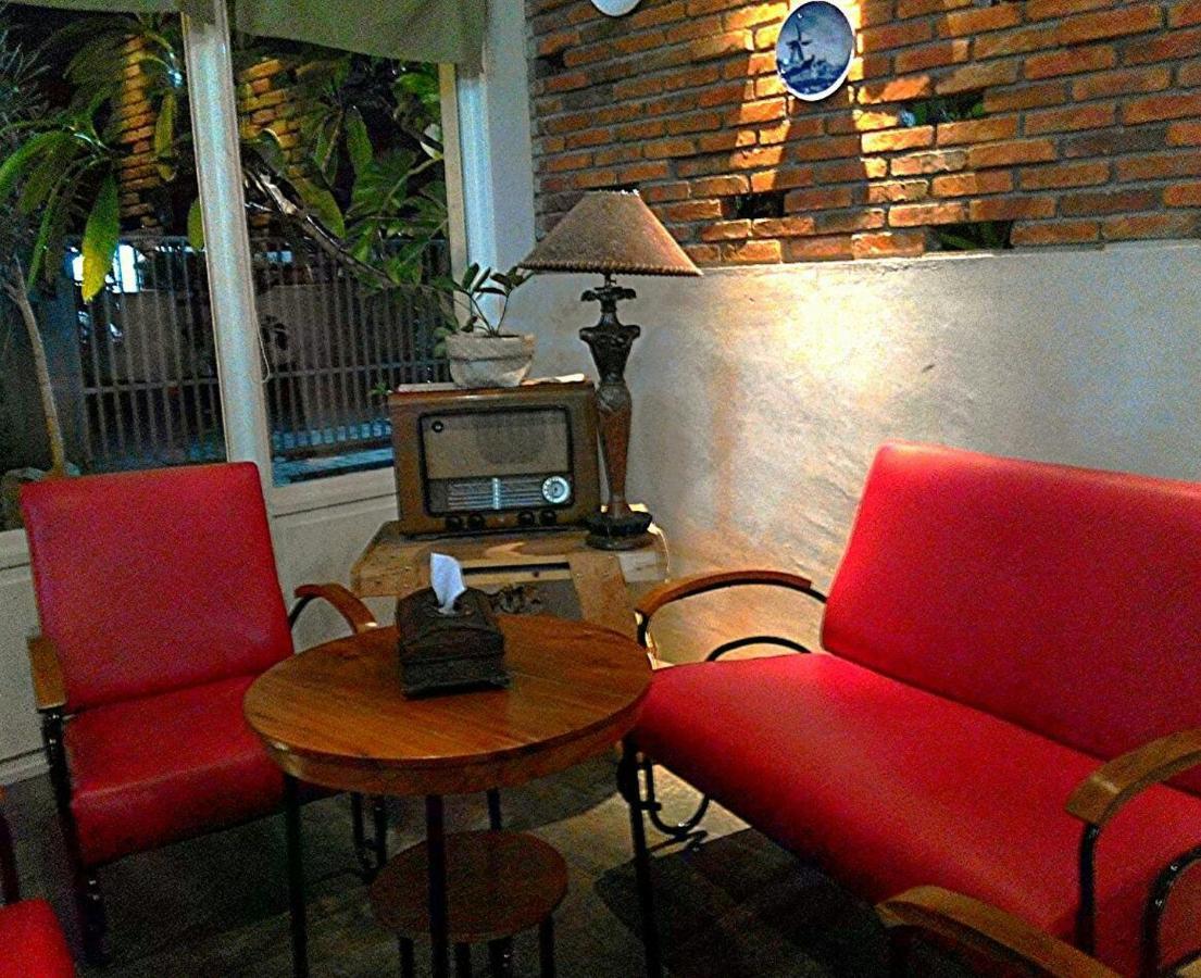 Roemah 28 Syariah Hotel Medan Kültér fotó