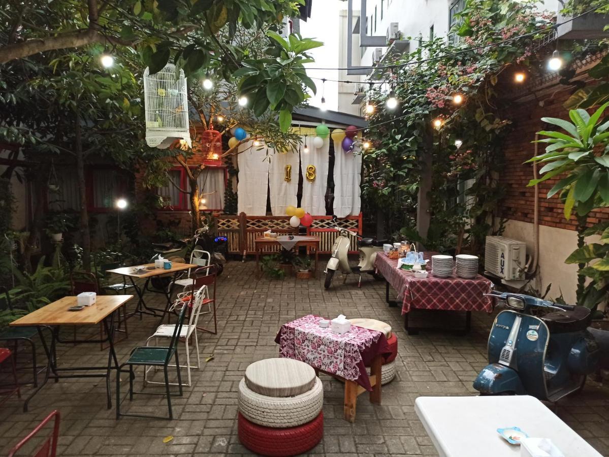 Roemah 28 Syariah Hotel Medan Kültér fotó