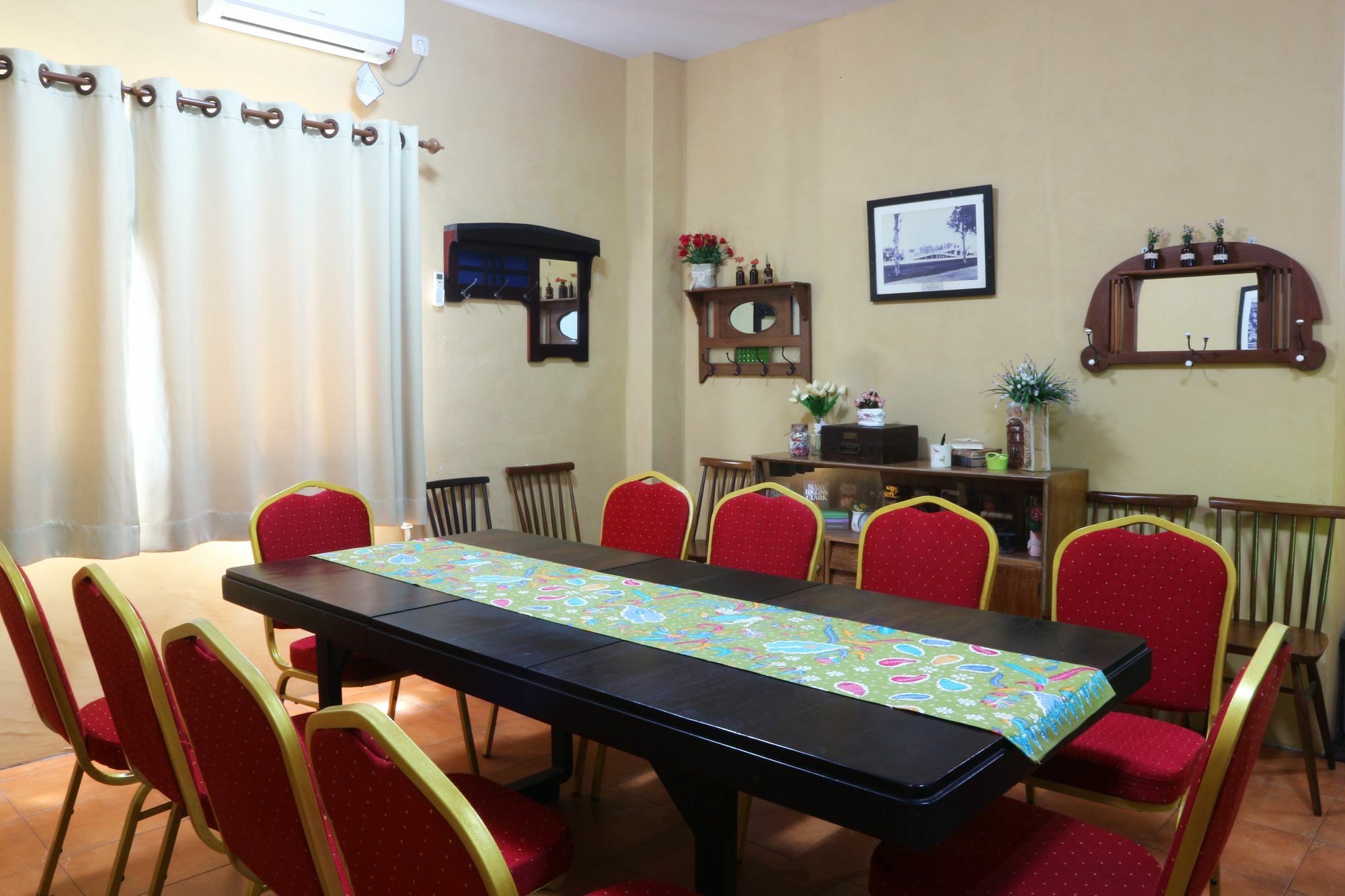 Roemah 28 Syariah Hotel Medan Kültér fotó